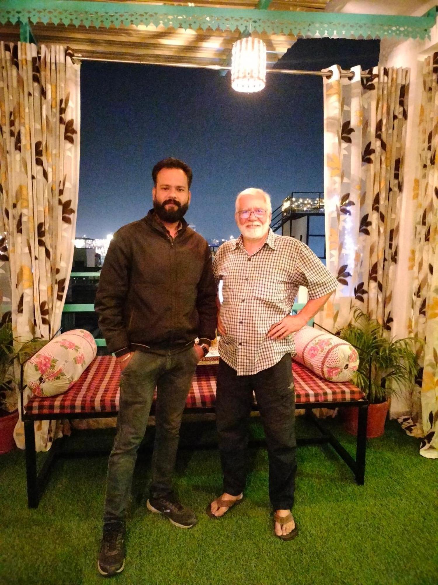 Krishna Stay Guest House Udaipur Exterior photo