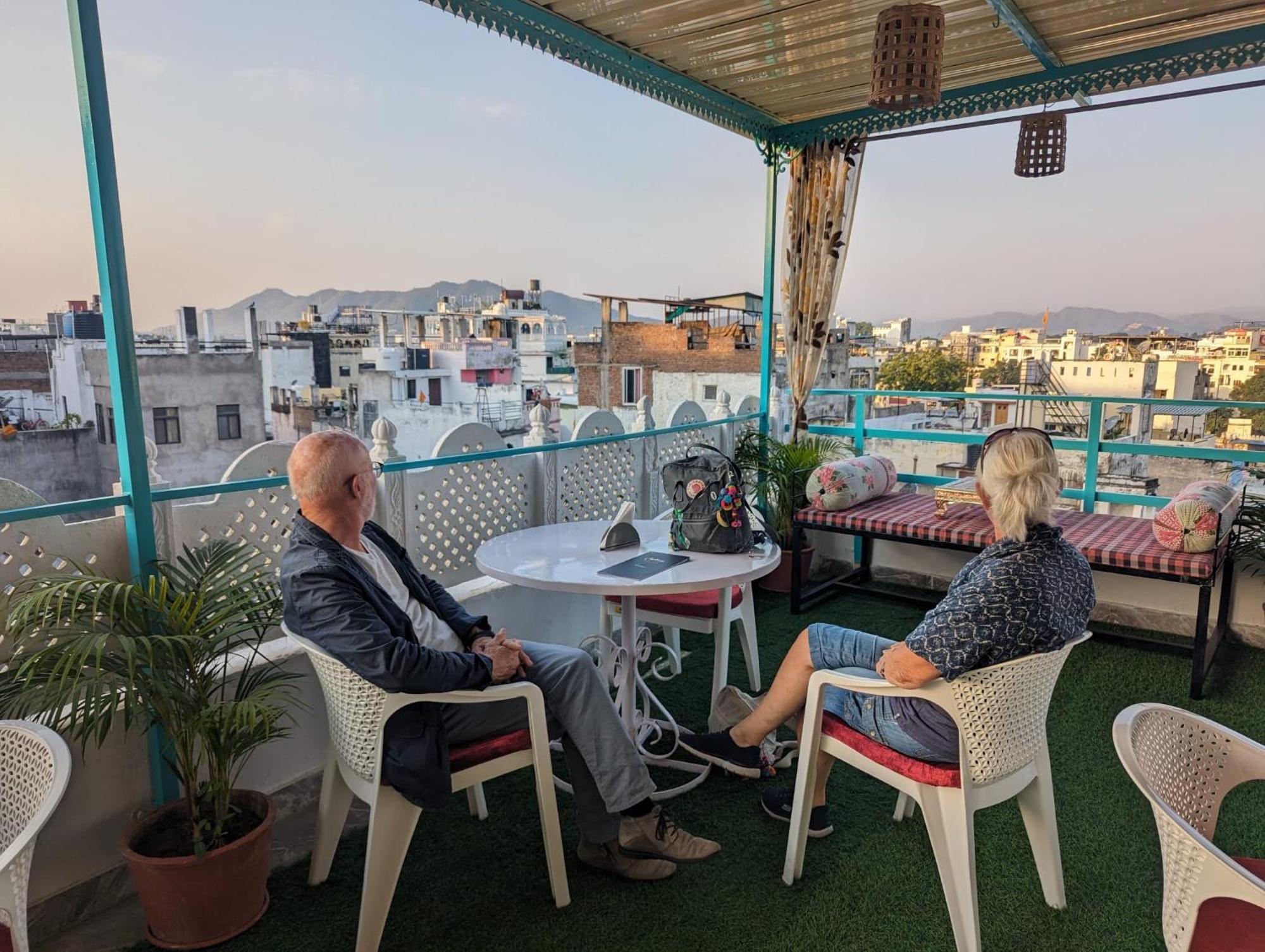 Krishna Stay Guest House Udaipur Exterior photo